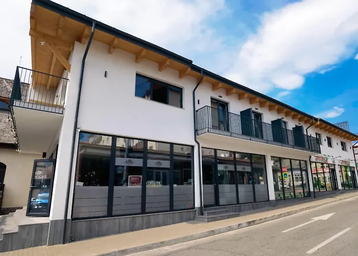 Titi House Borsa Aparthotel