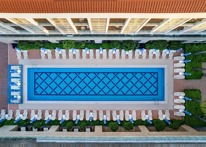 Trendy Verbena Beach Side