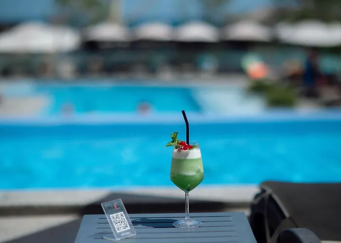 Alezzi Infinity Aparthotel&Spa Năvodari