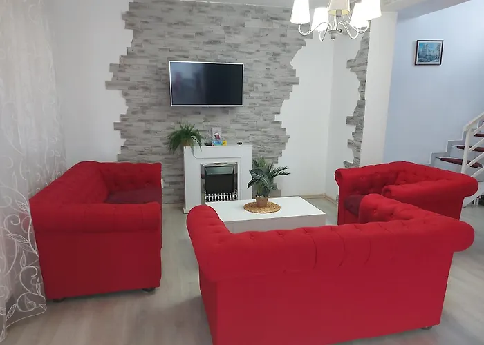 Pensiunea Casuta cu Trandafiri 2 Slănic