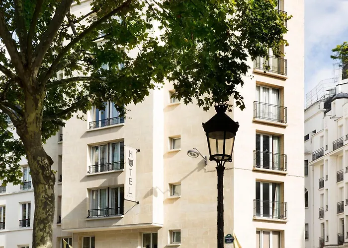 Hotel Le Chat Noir Paris
