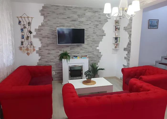 Pensiunea Casuta cu Trandafiri 2 Slănic