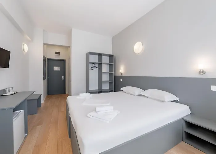 Elizeu Hotel Bucureşti