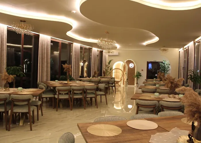 Hotel Ariana Tasnad