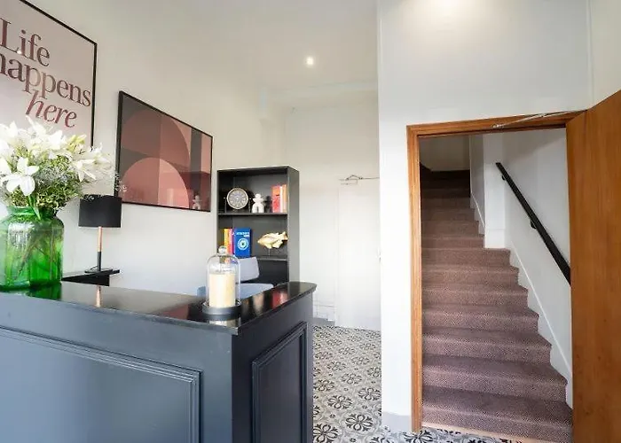 Hotel Edgar Quinet Paris