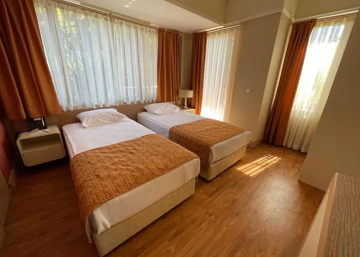 Club Grand Side Hotel