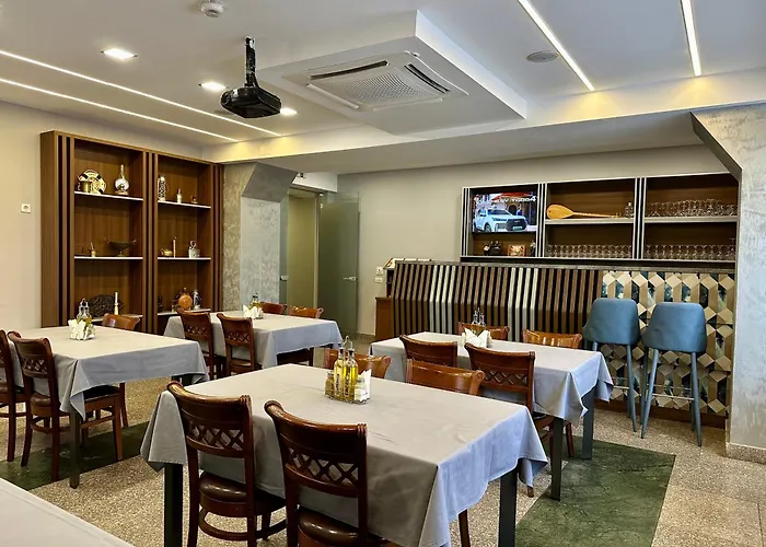 Lira Pacific Aparthotel Constanţa