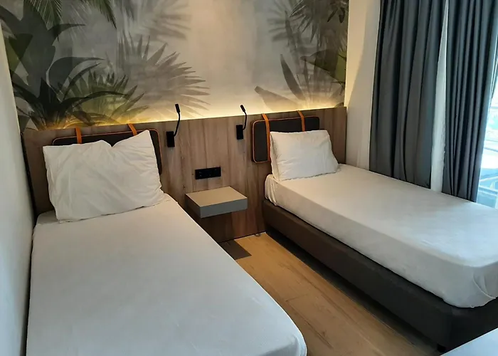 Alessia Hotel Side