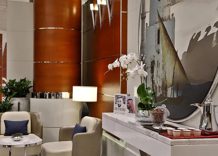 Hilton Dubai The Walk Hotel