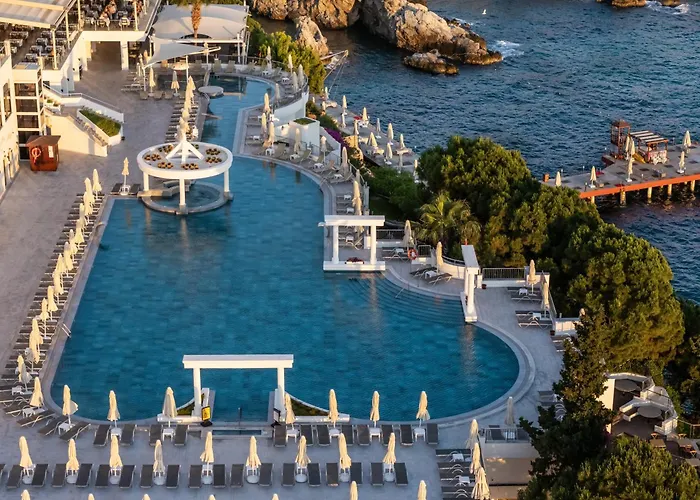 Korumar Hotel Deluxe Kusadası