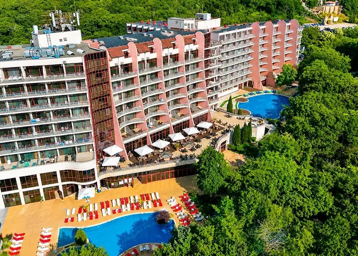 Apollo Spa Resort - All-Inclusive , Indoor & Outdoor Pools & Individual Ac In Every Room Nisipurile de Aur