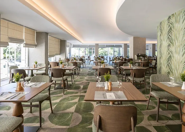 Amalia Hotel Atena