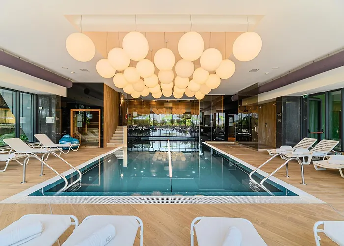 Complex Hotelier COTA O MIE Sinaia