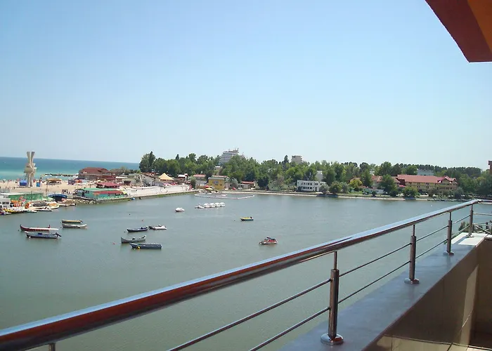 Hotel Prestige Costineşti