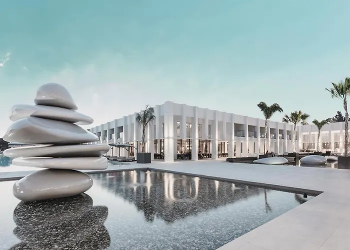 Paloma Finesse Side Hotel