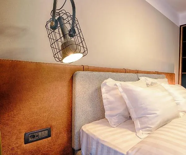 Nani Nani Boutique Hotel Brașov