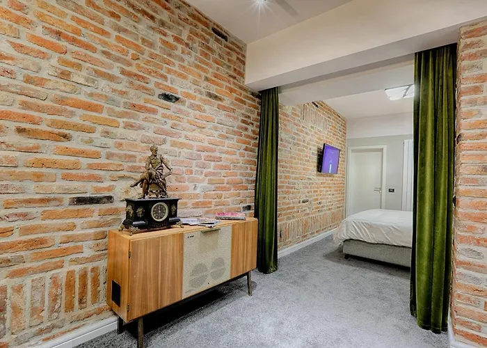 Nani Nani Boutique Hotel Brașov